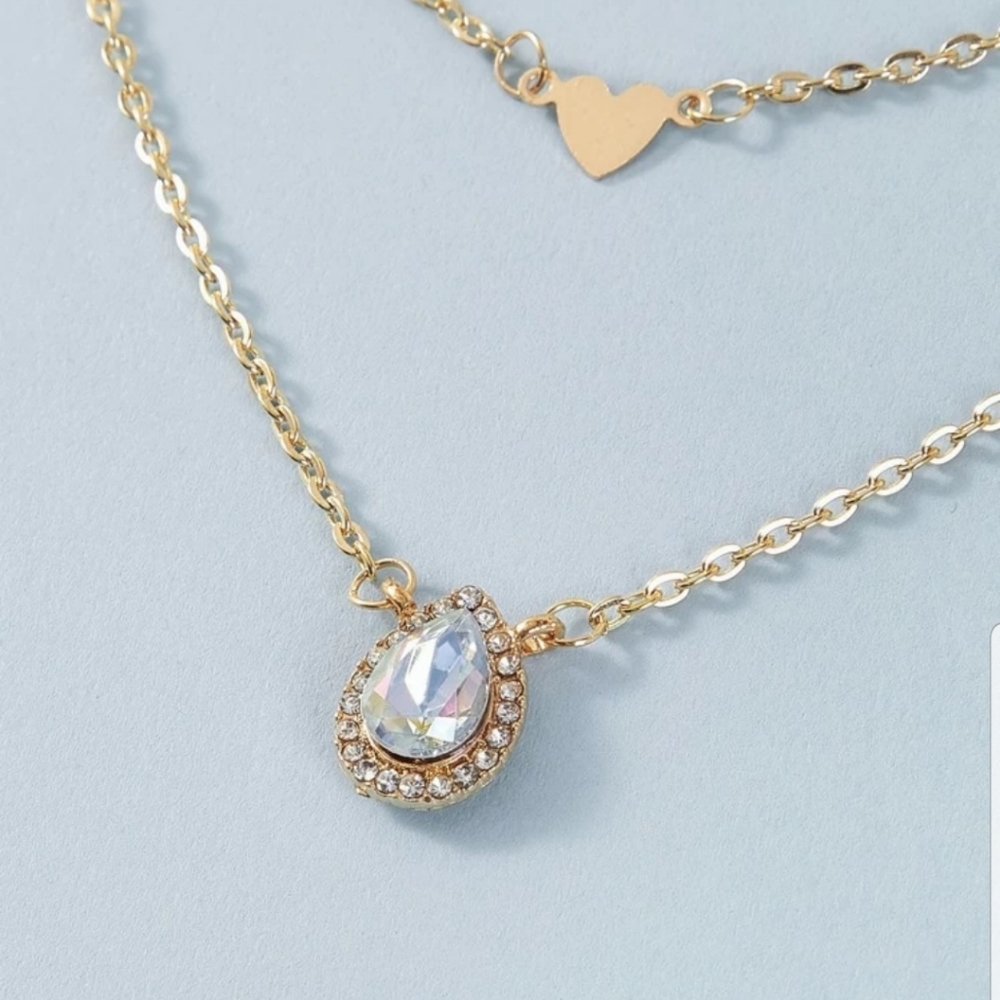 ♡Farah♡ Layered Heart and Star Necklace - Picture 4 of 4